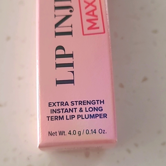 ❤️HP❤Too Faced NIB Cotton Candy Kisses Max Lip Injection Plumper Extra Strength - Picture 12 of 16